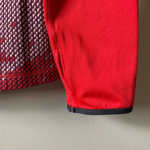 Nike Pull over Geometric turtleneck size Large - Picture 4 of 4